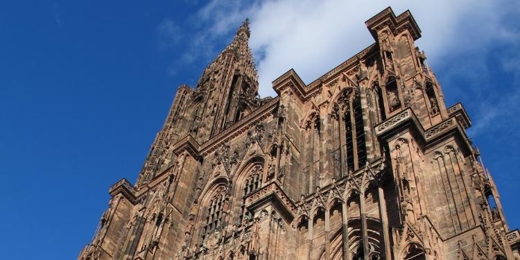 Strasburg katedrali hakkında detaylı bilgiler